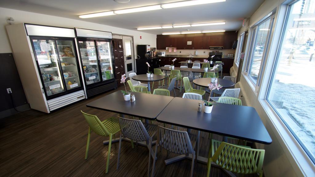 Hi Calgary City Centre - Hostel Hostel *